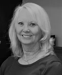 about 8 rhonda fischetti